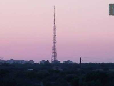 L'antenna da lontano, al tramonto 1